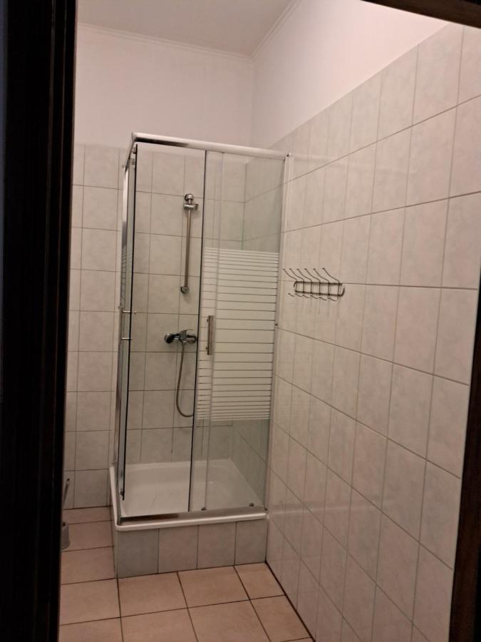 Feniks Pokoje Goscinne Malbork Chambre photo